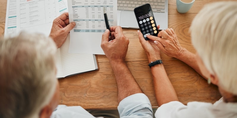 melhores investimentos para idosos aposentados