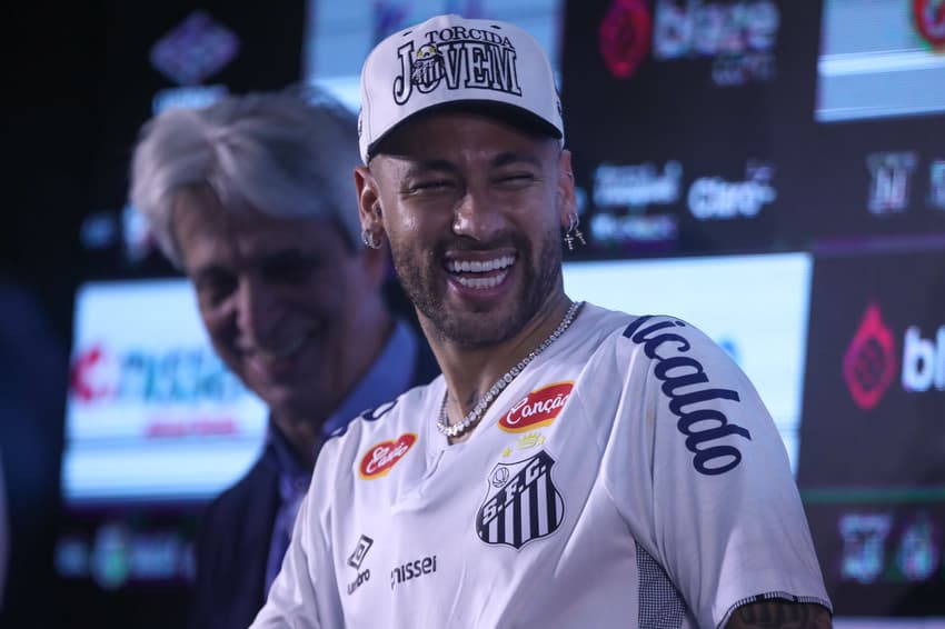 quanto ganha Neymar