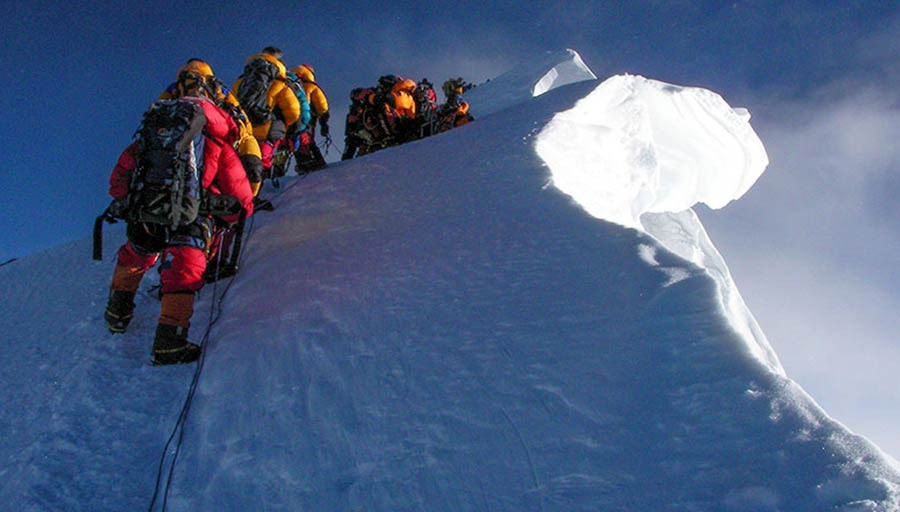 melhor seguro viagem para trekking everest